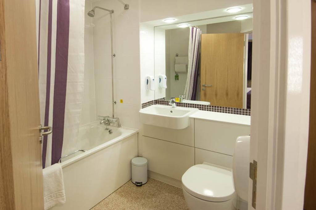 Premier Inn Edinburgh دالكيث المظهر الخارجي الصورة